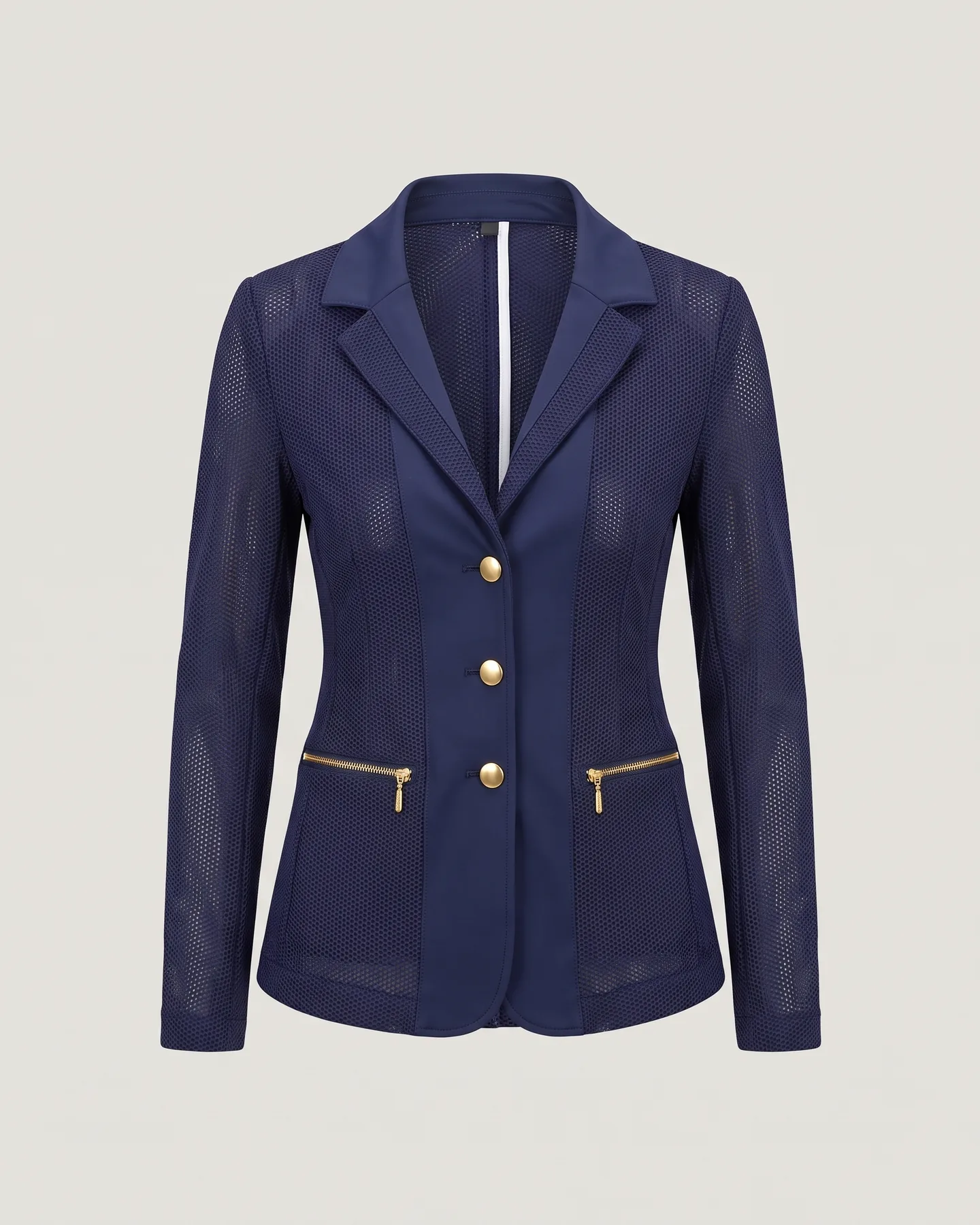 Veste de concours marine, trois boutons dorés et poches zippées (illustration générée par IA d’après notre échantillon)